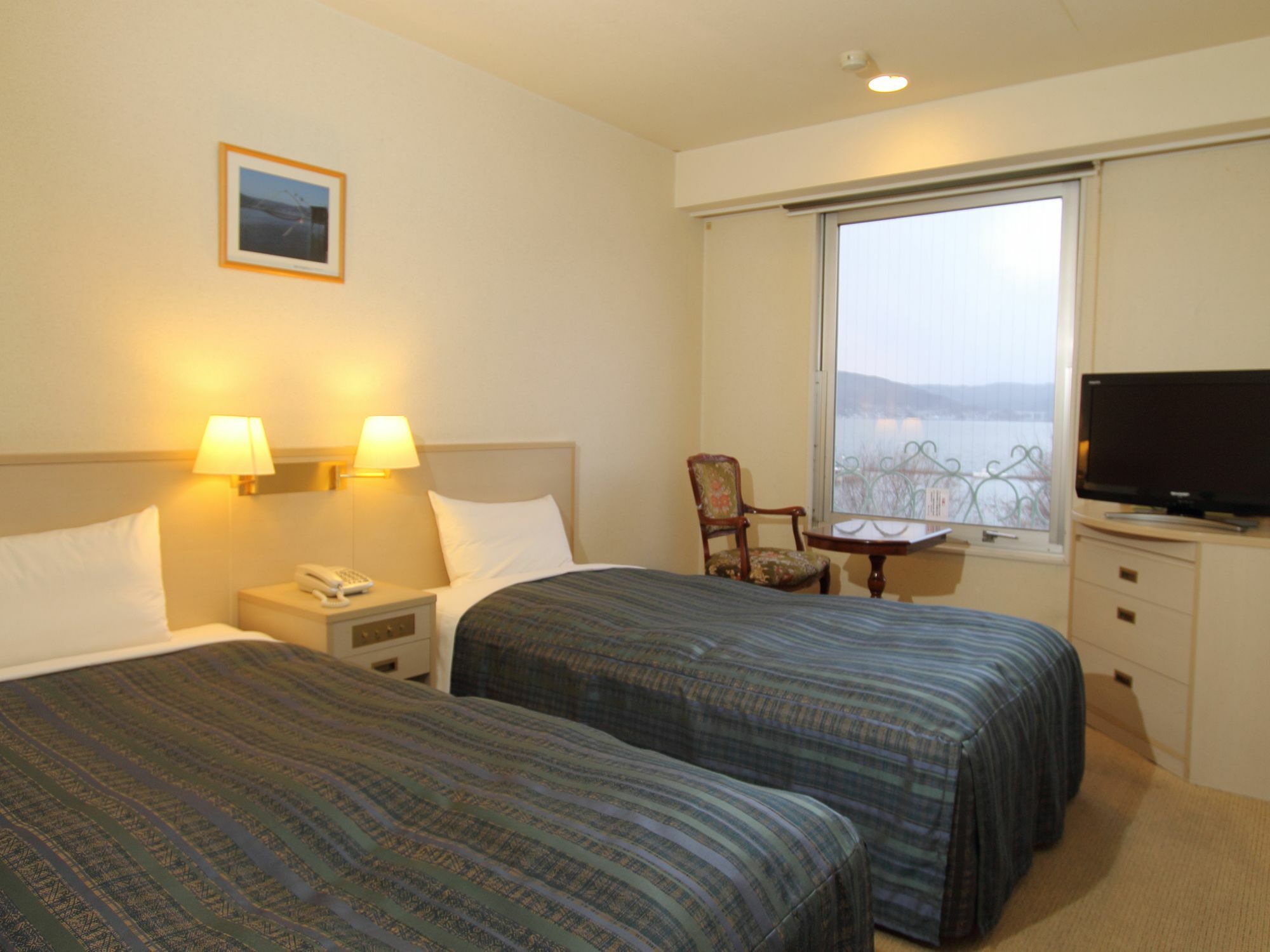 Suwa Lakeside Hotel Kültér fotó